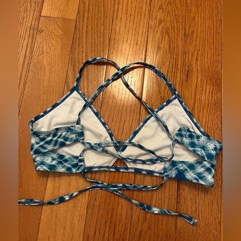 Hot Water Bikini Swim Top Tie Back Keyhole Blue Pattern Secure Top Size M